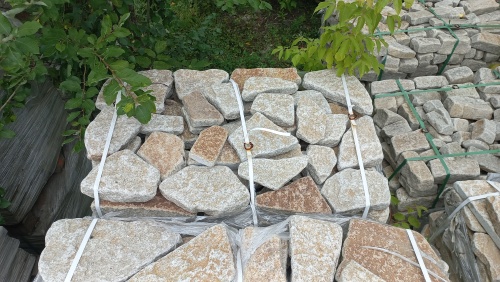 Гранитный плитняк галтованный для парковки купить в Саратове