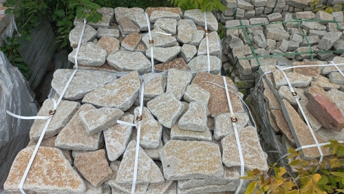 Плитняк гранитный галтованный купить в Саратове