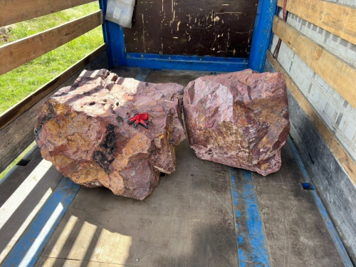 Ландшафтные глыбы красно-фиолетовые 200-1000 килограмм купить в Саратове