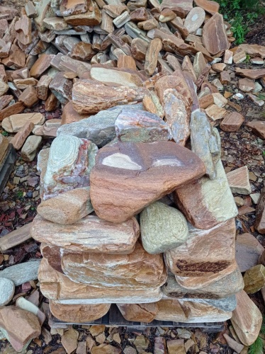 Златолит жёлтый, жёлто-зелёный глыбки и валуны для ланшафтного дизайна купить в Саратове