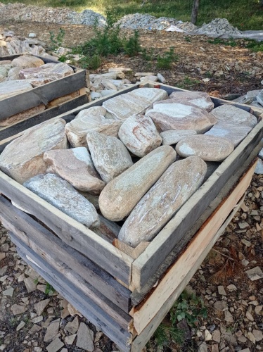 Златолит жёлтый, жёлто-зелёный глыбки и валуны для ланшафтного дизайна купить в Саратове