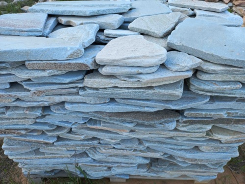 Плитняк златолит зелёный галтованный для цоколя купить в Саратове